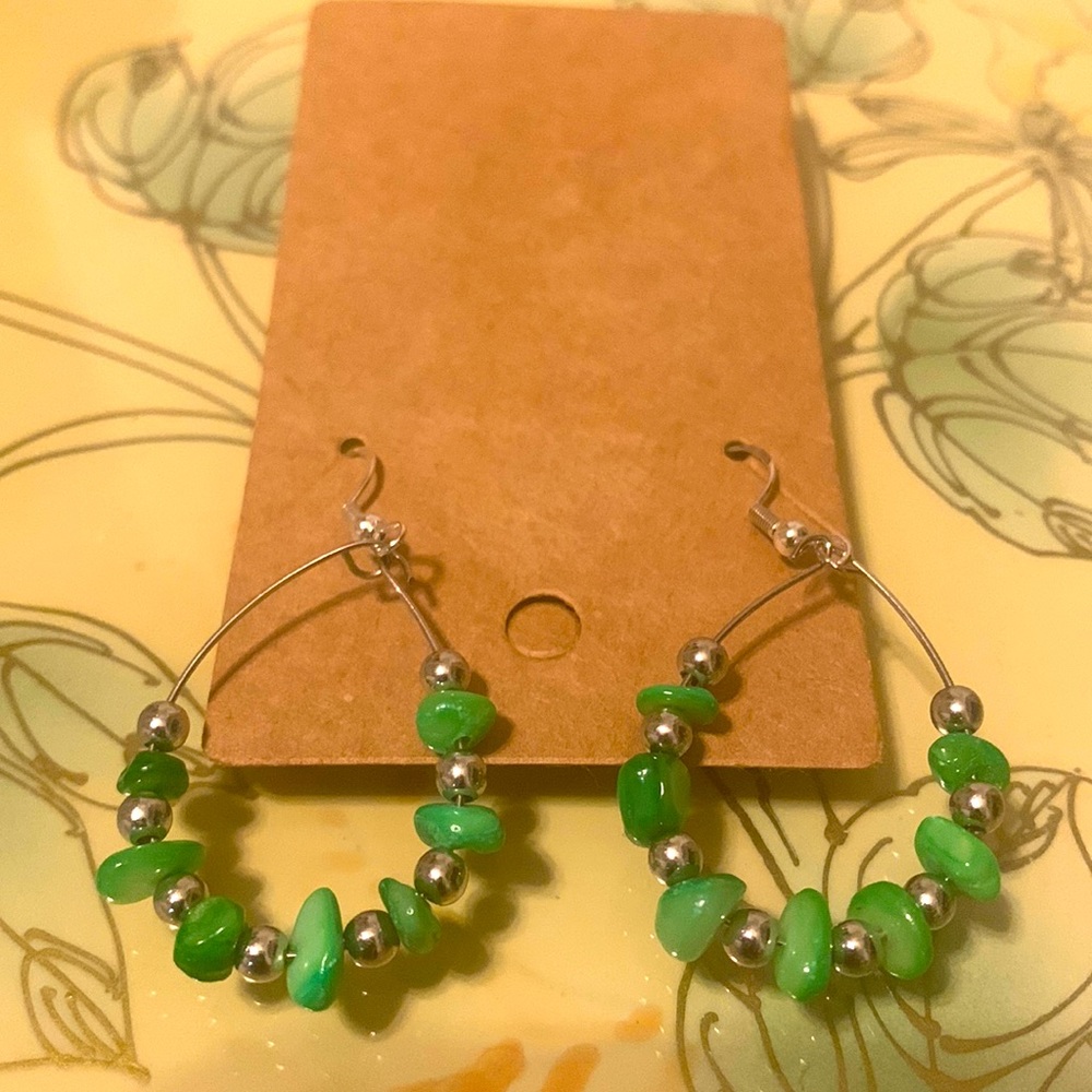 Green and silver gemstone chip earrings